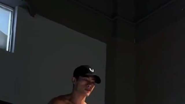 我本男儿行四方何惧世俗历沧桑