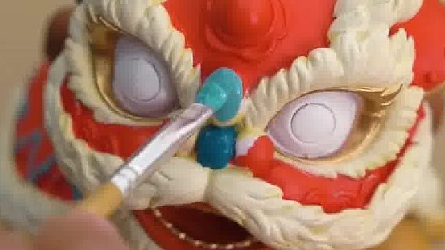 这就是失蜡法，三星堆这么做，现在也这么做