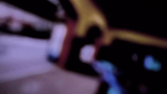 我永远朝着自由的彼岸行驶风雨无阻