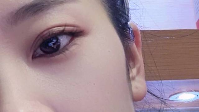 浪漫的花 结痂的疤 还有不算数的话