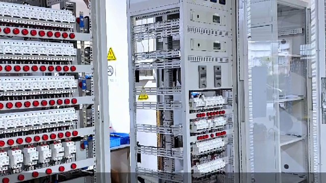 二合一电源屏集通信电源UPS电源于一体