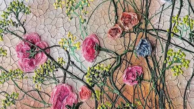 唯愿生活的苦难让你我更强大，于尘世的土壤开出一些你最爱的花儿。