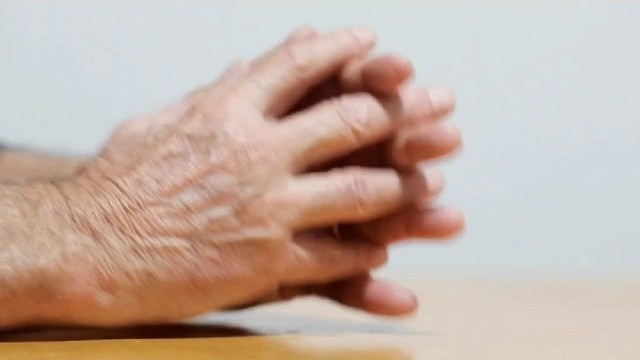 帕金森和特发性震颤手抖有哪些区别？