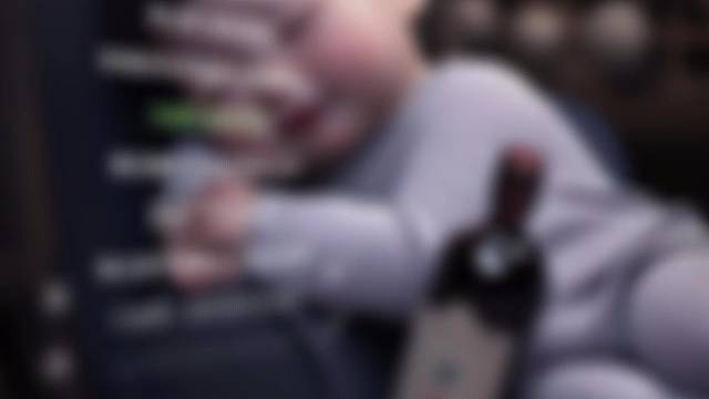 觉得这首歌好听的人都有故事吧