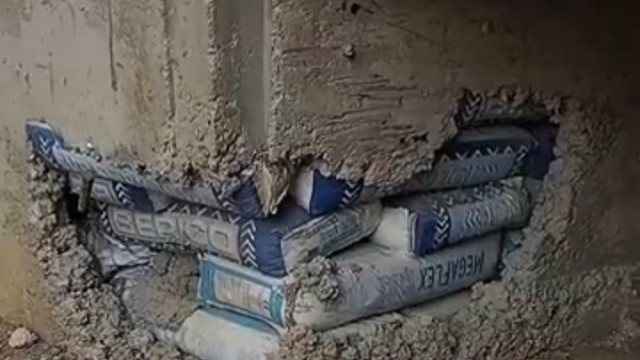 这叫偷工浪费料了吧