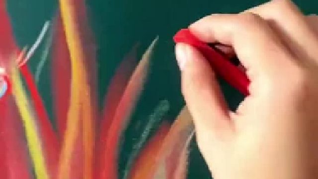 手绘凤凰黑板报，太牛了