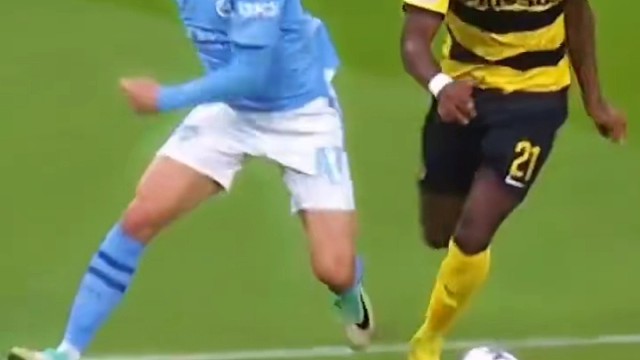 为了进球拼尽全力#足球