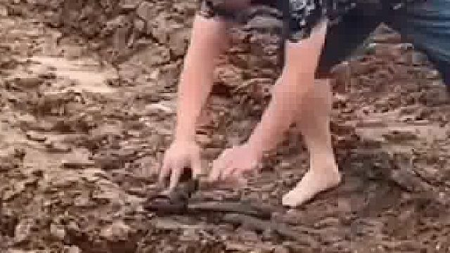 这大哥是个狠角色