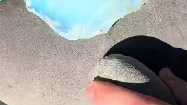 用蛋白石做一个矛头