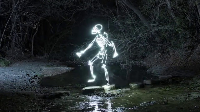 第一次看见有人把滑板玩儿的如此灵魂出窍