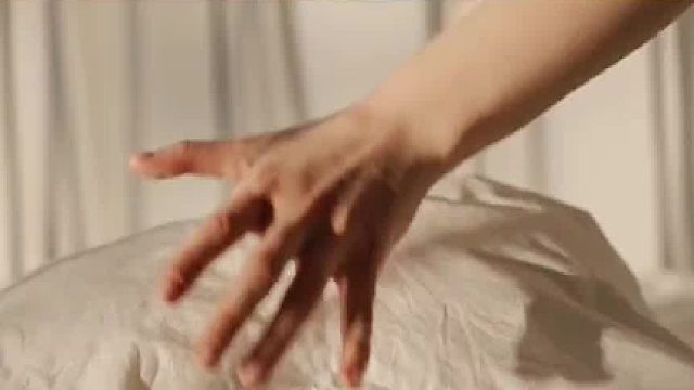 5个奇葩婚礼，印度男子为何迎娶电饭煲，最后一个令人难以置信03