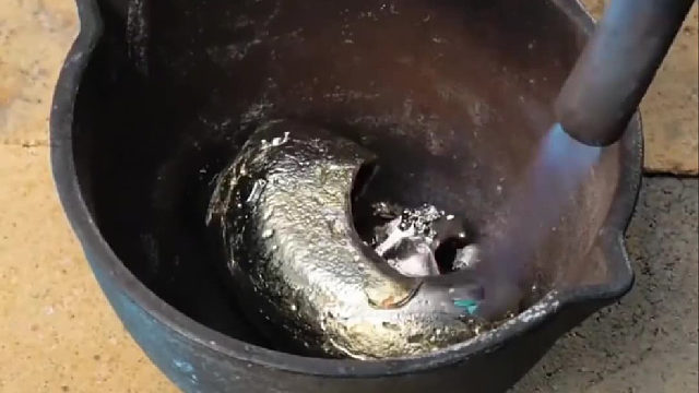 哥们儿赶紧学起来，给女朋友做个章鱼耳环，女朋友想了五百个词等着夸你呢