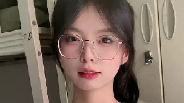 艾特列表一位甜妹给你跳