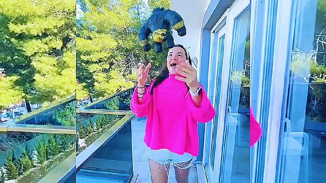 老婆不小心把娃娃扔下楼，幸亏老公机智，化险为夷！