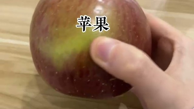 手总是“抖抖抖” 你中招了吗