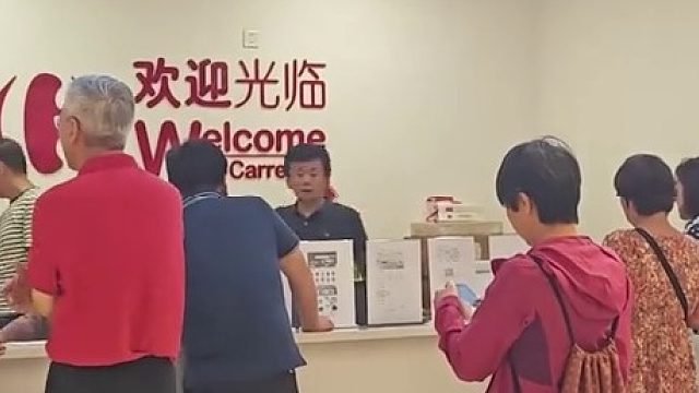 各地大超市纷纷关门，地标家乐福都撑不下去，超市被什么取代了02