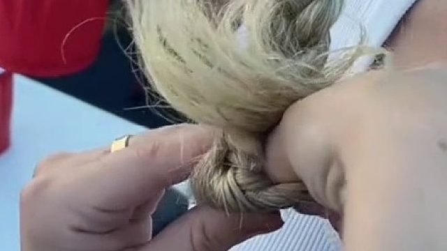 当你想扎辫子 但是没有皮筋