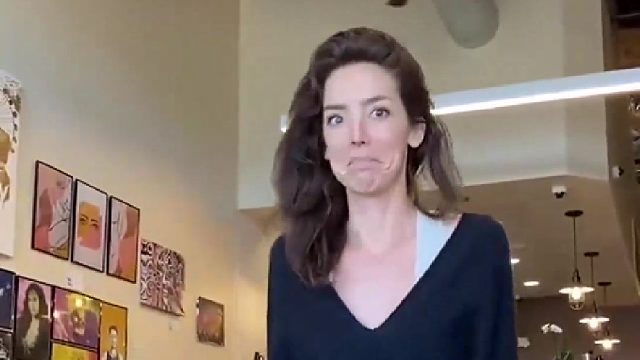 欧买噶，她拉的真干净