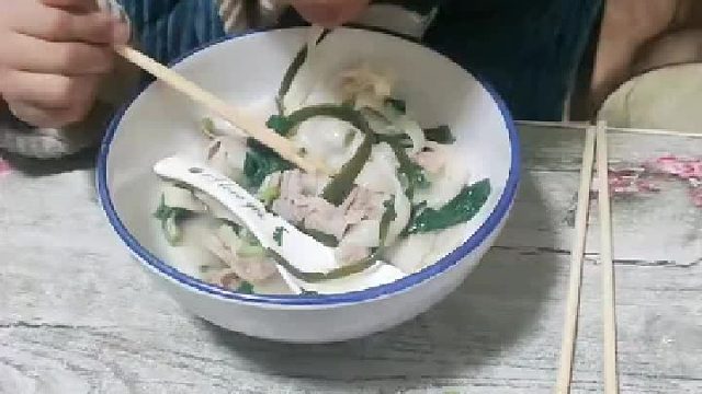 笑死我了，小孩哥