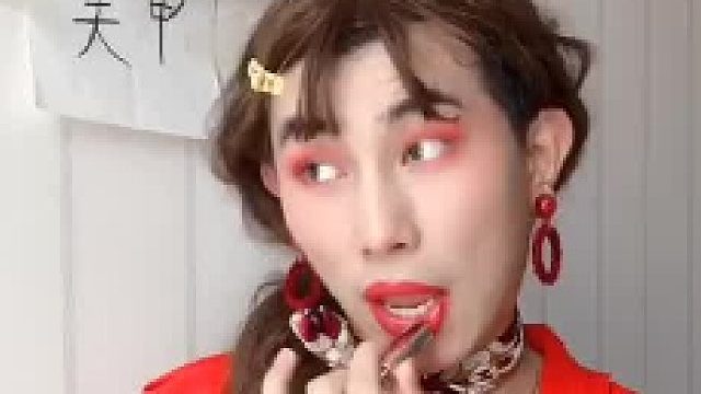 这红姐把这辈子学的英语都用上了