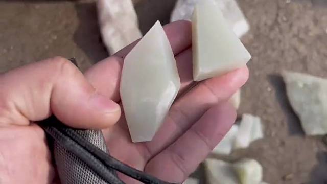 玉雕作品就是在寻找一群灵魂契合的人