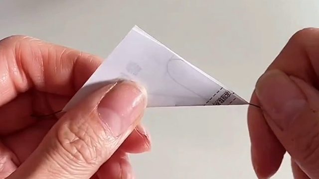 快速穿针的小妙招