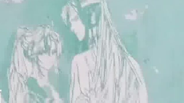 学校墙皮脱落 美术老师灵感爆发 修改成动漫人物形象