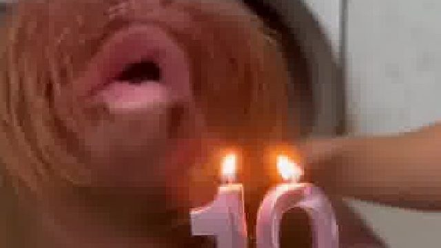 海象过生日，它竟然会自己吹蜡烛