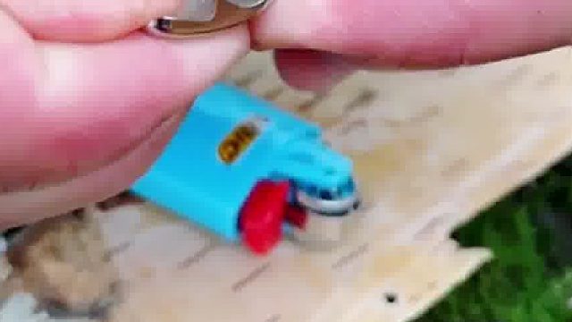 户外 如何利用废弃打火机取火