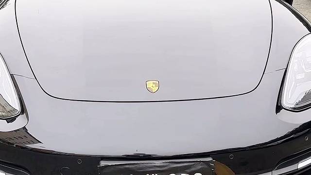 保时捷帕拉梅拉安装防拆抗屏蔽GPS定位防盗系统，提升汽车安全预警功能强大，拆机锁车