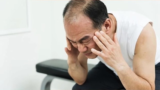 该病属中医“痿症”范畴，我院对该病的治疗不仅继承中医传统，更有独特的新疗法。