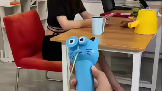 体面人，还自己关上