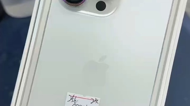 15pm256充电2次，全套，秒