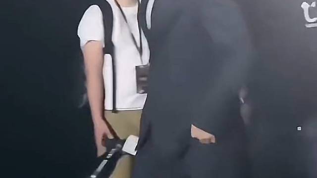 档次瞬间上来了。