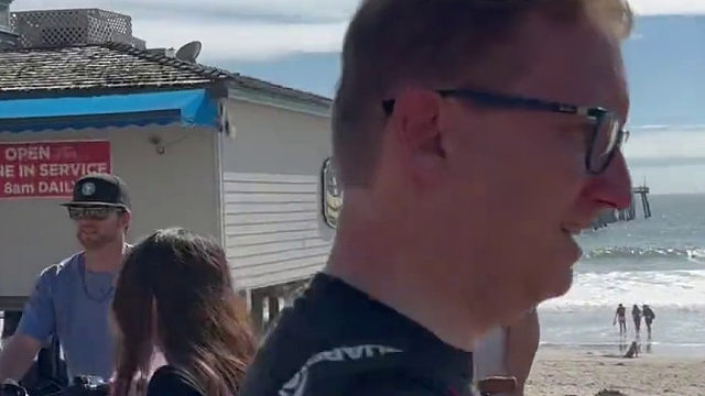 对不起孩子，我们被卷出了加州尔湾！