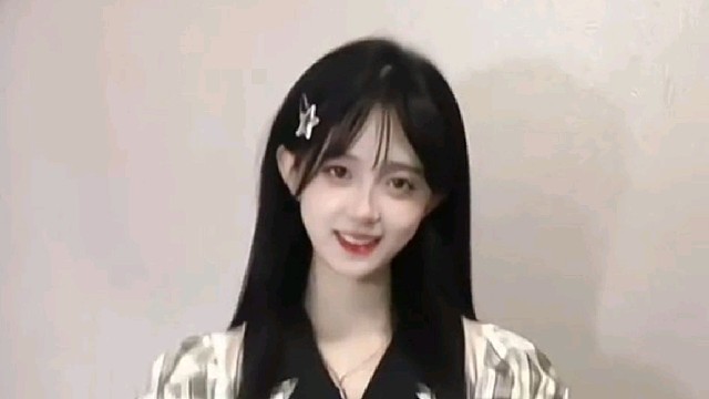 这娘们看着好乖巧好喜欢关注了