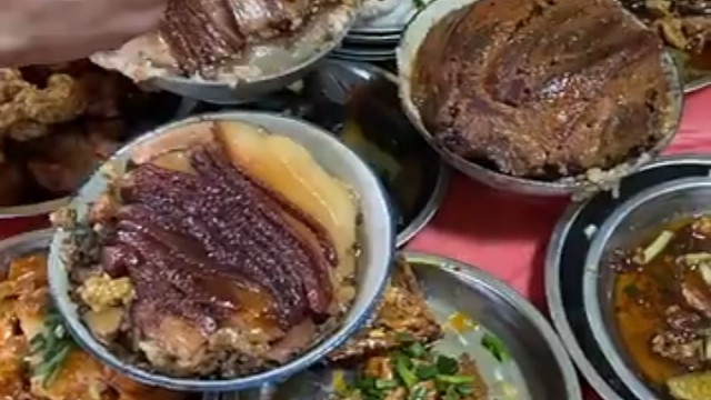 应该是甜烧白吧，虽然没吃过四川的甜烧白，估计和我们老家的夹沙肉差不多