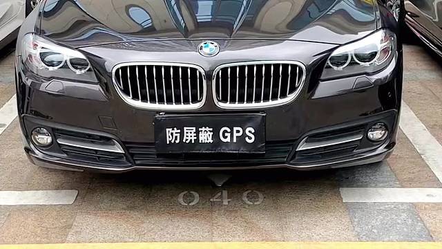 宝马530Li安装防拆抗屏蔽GPS定位防盗系统，提升汽车安全预警功能强大，拆机锁车