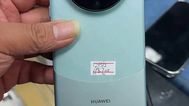 华为mate60Pro 12 512G保修到明年9月份全原无拆修成色95新