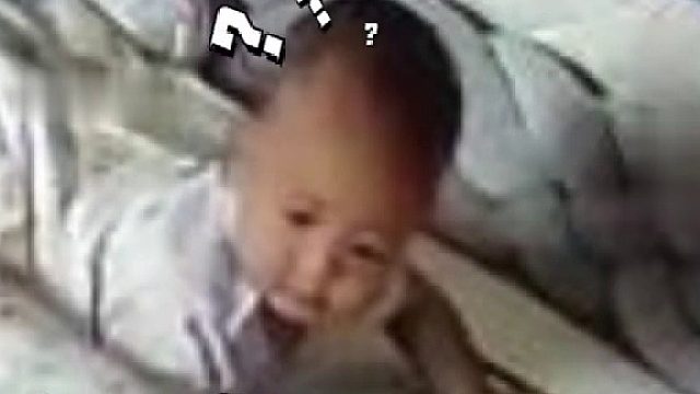 宝宝在一边睡觉，妈妈却因冰饮料肚子不适