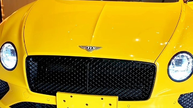 宾利安装防拆抗屏蔽GPS，升级版GPS开启屏蔽器自动锁车，干扰锁车报警到手机#卫通达#豪车租赁