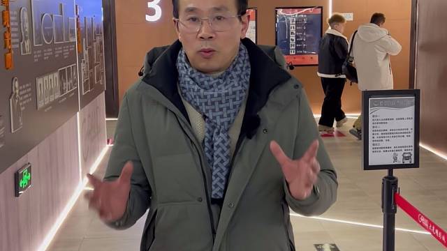 惊喜之夜，曼城邀请您包场看电影啦！亲爱的客户朋友，你们好，恰逢曼城 20年店庆，为了感恩回馈新老客户