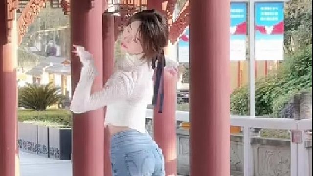 世人慌慌张张，不过为碎银几两