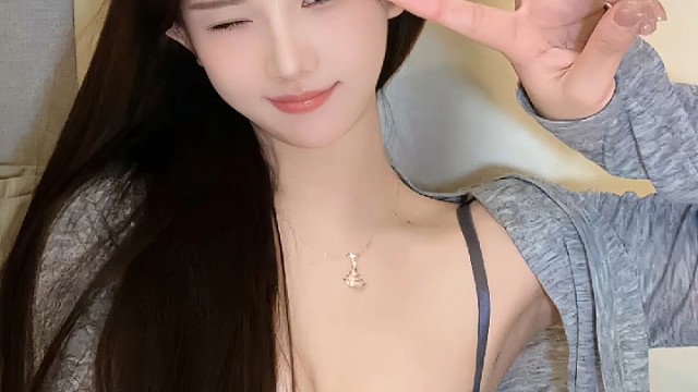 遇见他如春水映梨花