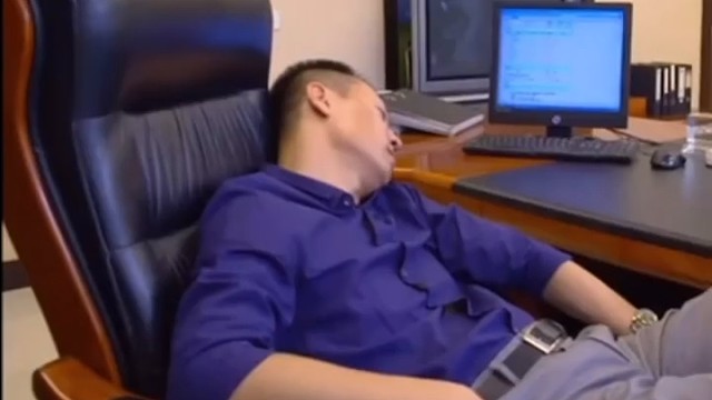 犯困叫不醒发胖等