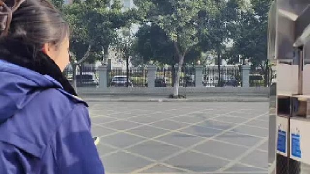 蓝姐姐流下感动的口水