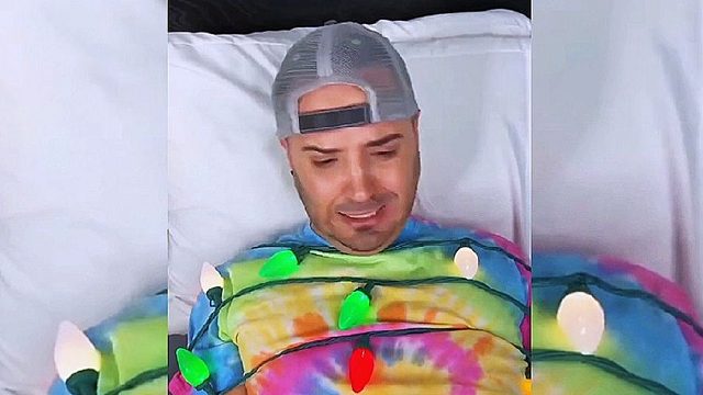 主人：家里有你俩卧龙凤雏，我可有的受了！