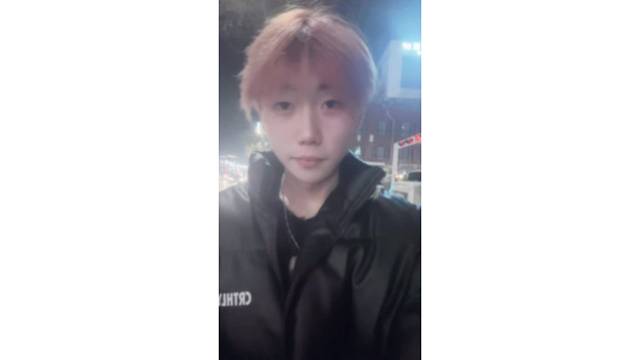 真的很想吐槽这个头发