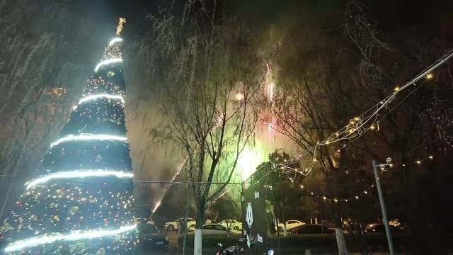 那个说陪你跨年的人，TA还在身边吗？