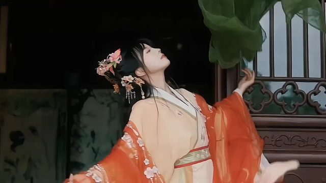 是翩翩起舞的木骨